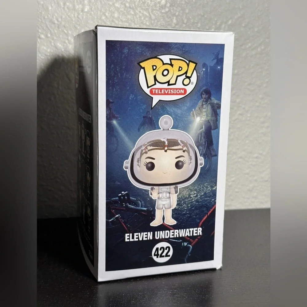 Funko Pop! Stranger Things Eleven Underwater #422 Hot Topic Exclusive